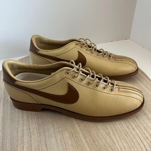 Vintage Nike Bowling Shoes Men’s Size 11.5 Beige & Brown Leather